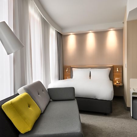 Holiday Inn Express - Warsaw - The Hub, An Ihg Hotel المظهر الخارجي الصورة