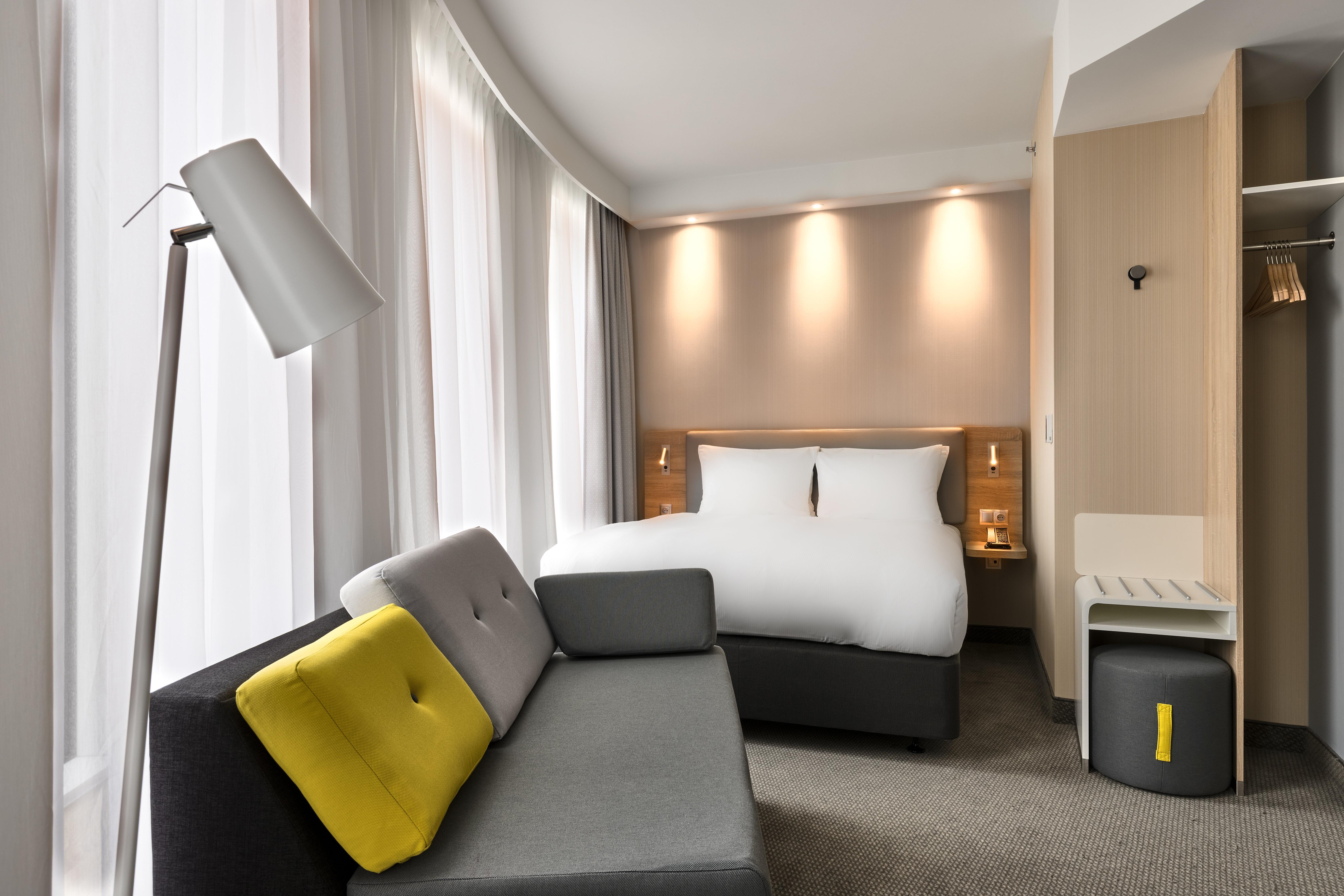 Holiday Inn Express - Warsaw - The Hub, An Ihg Hotel المظهر الخارجي الصورة